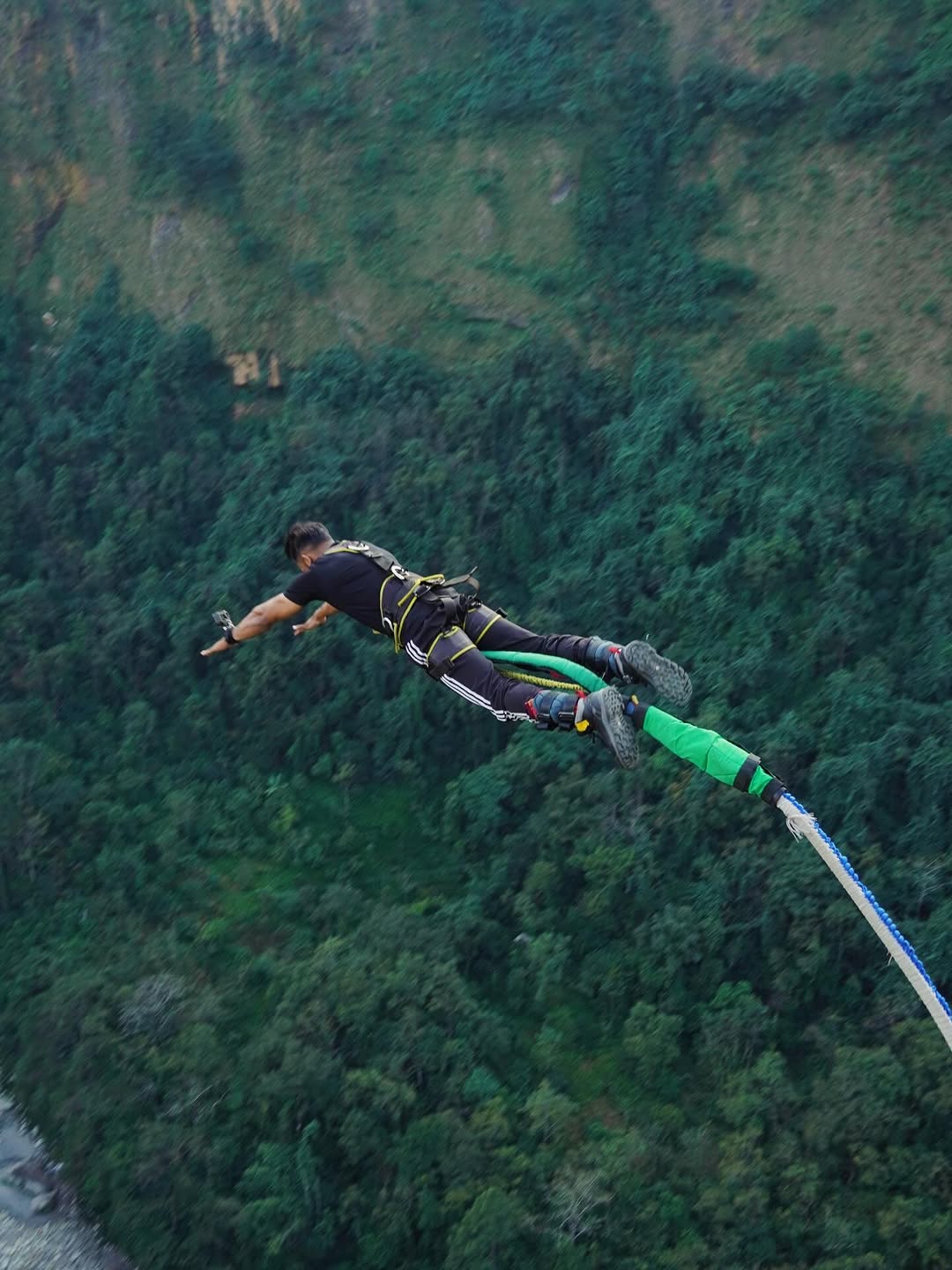 117 Meter Bungee Jumping in Shivpuri