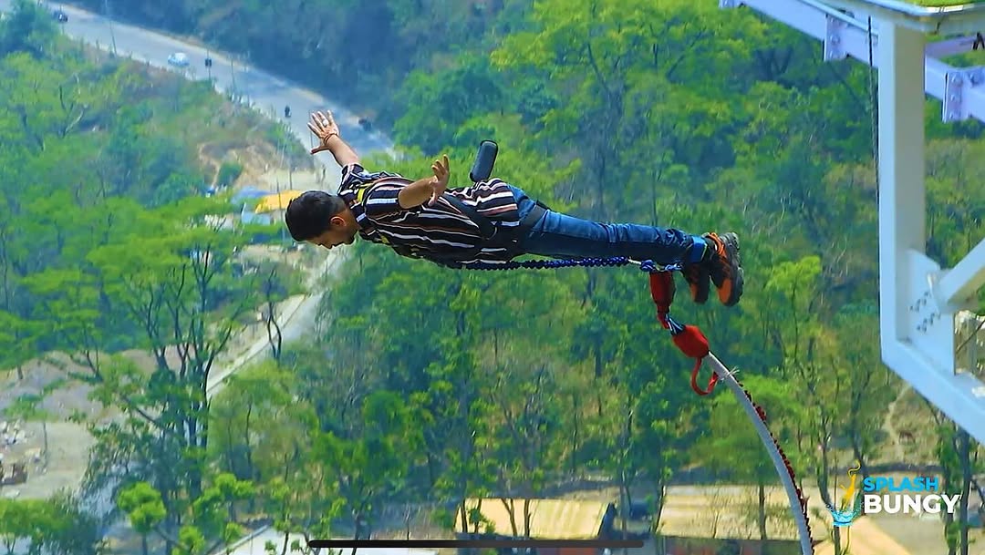Splash Bungy Rishikesh - 109m Water Jump