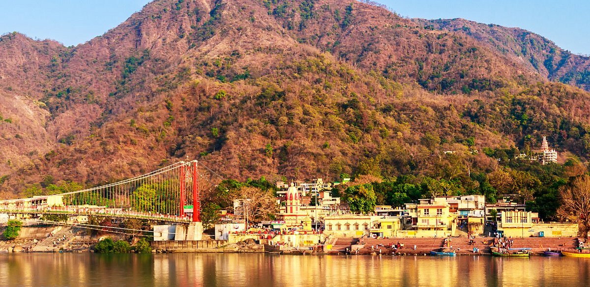 Rishikesh Riverside Retreat: Rafting, Yoga & Ganga Aarti